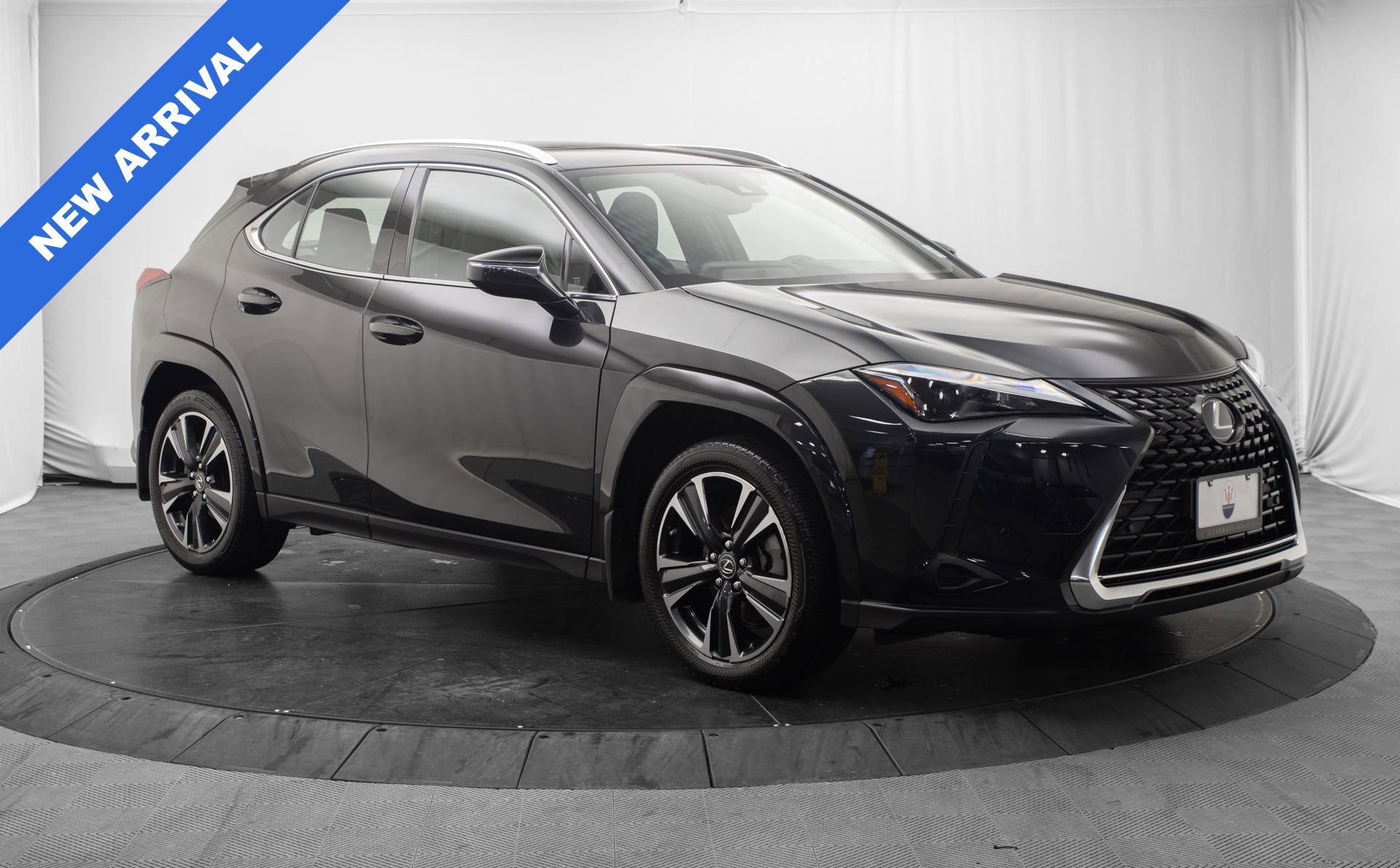 Used 2023 Lexus UX 250h AWD w/ Premium Package image 9