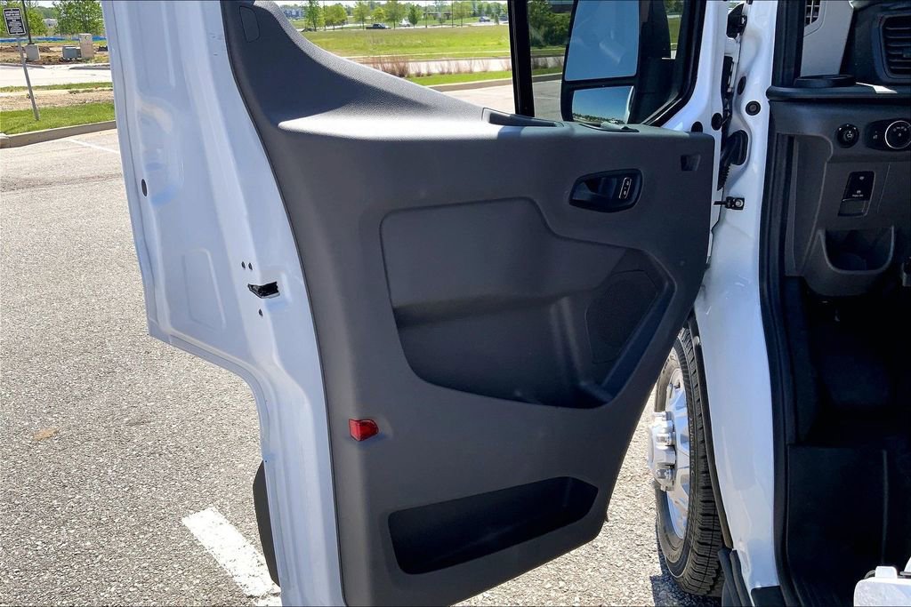 Used 2024 Ford Transit 350 XL AWD/4WD image 21