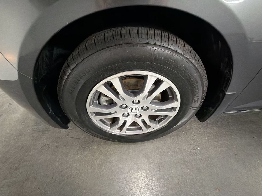 Used 2012 Honda Odyssey EX-L image 31