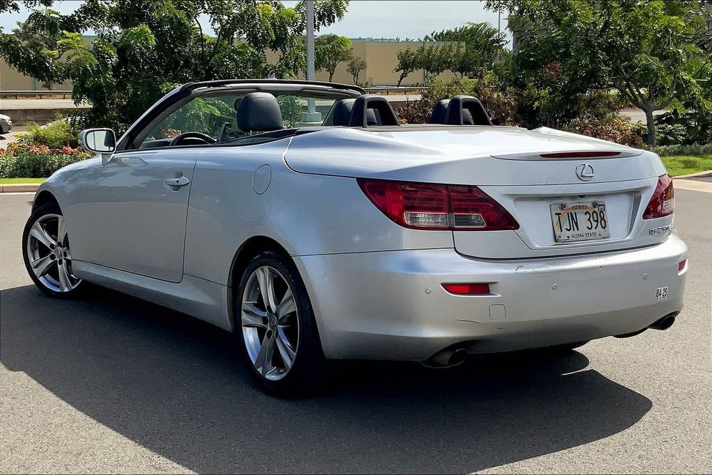 Used 2015 Lexus IS 250C w/ Luxury Package RWD image 9
