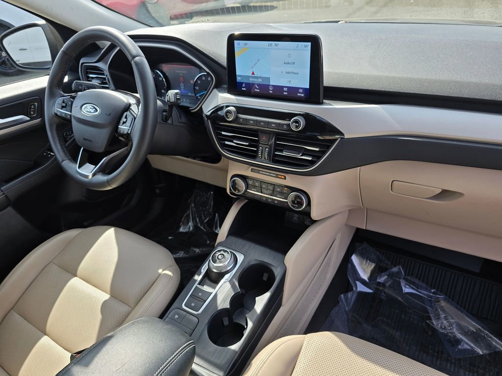 Used 2022 Ford Escape SEL image 10