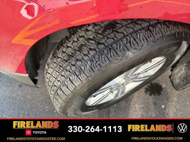 Used 2012 Chevrolet Traverse LT image 18