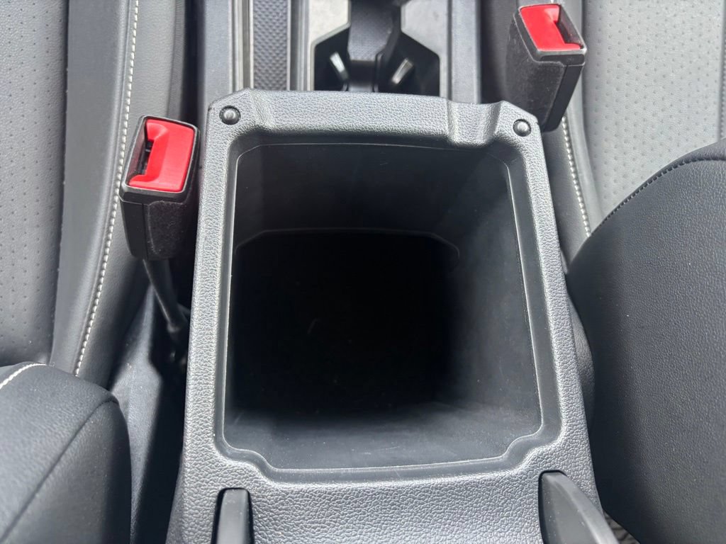 Used 2023 Volkswagen Tiguan SE w/ Panoramic Sunroof Package FWD image 27