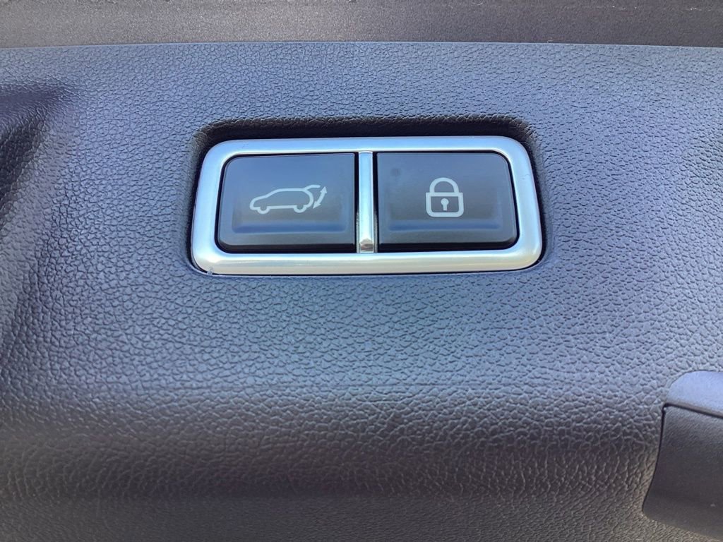 Used 2023 Kia Sorento SX AWD/4WD image 13