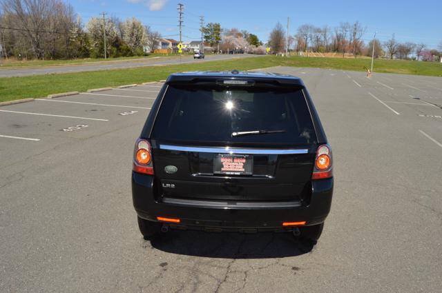 Used 2013 Land Rover LR2 HSE AWD/4WD image 10