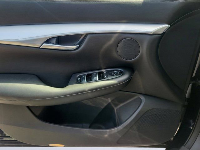 Used 2019 INFINITI QX50 Luxe w/ Cargo Package FWD image 12