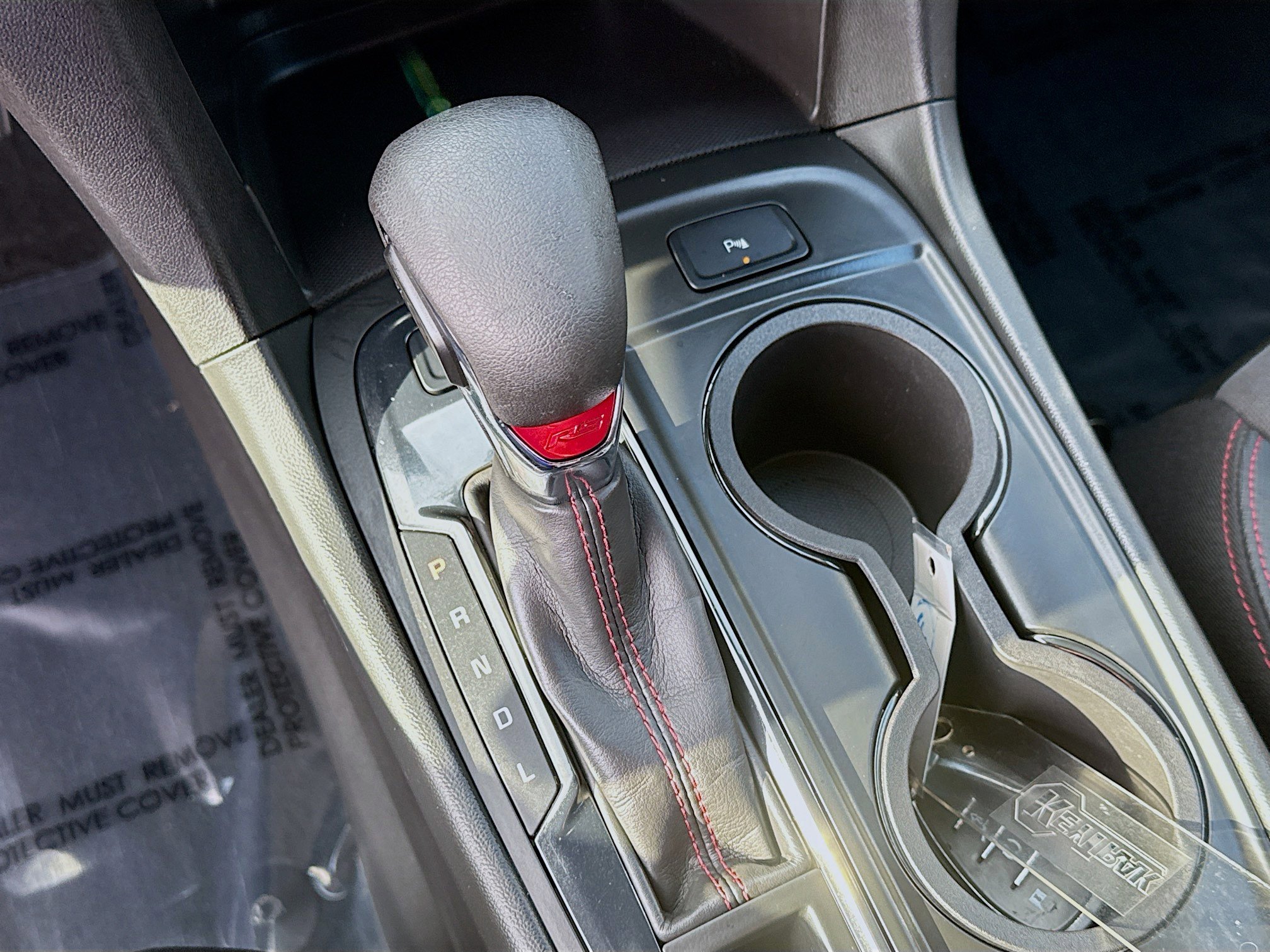 Used 2022 Chevrolet Equinox RS w/ Infotainment Package image 15