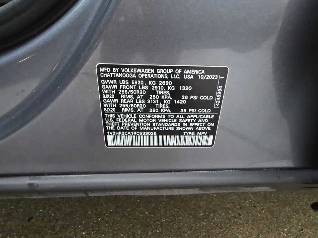 Used 2024 Volkswagen Atlas SE image 38