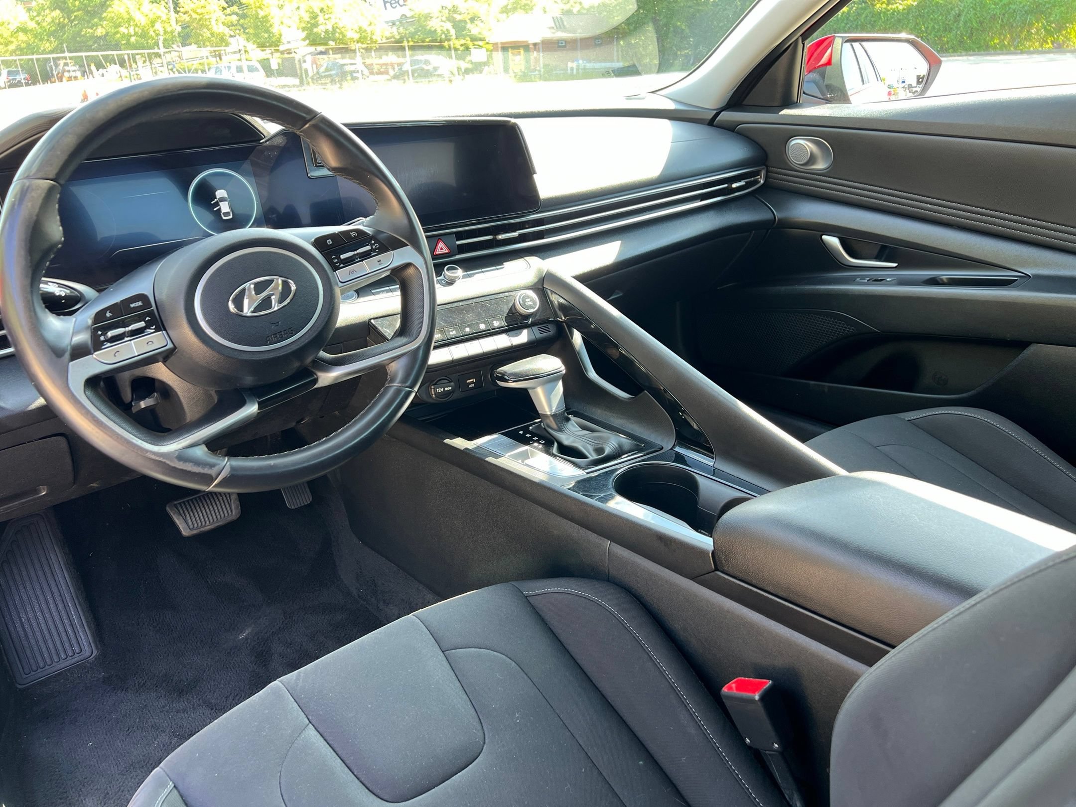 Used 2023 Hyundai Elantra SEL w/ Convenience Package FWD image 18