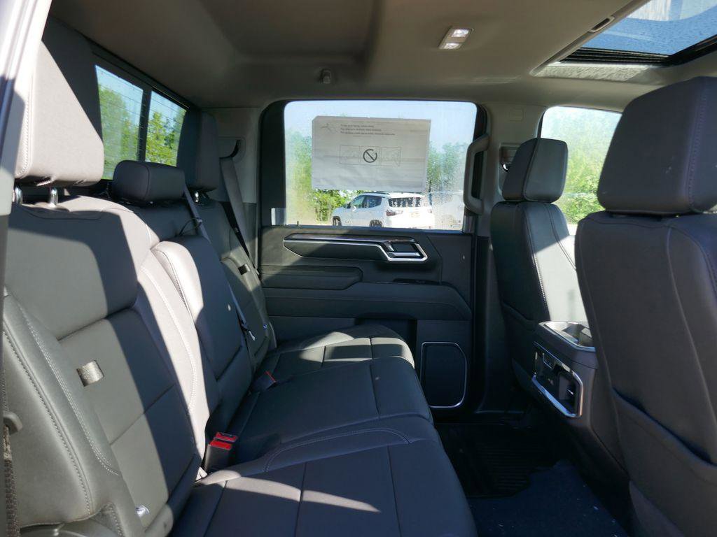 New 2026 Chevrolet Silverado 2500 LTZ w/ LTZ Plus Package AWD/4WD image 14