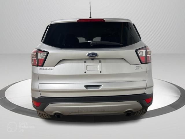 Used 2017 Ford Escape SE FWD image 6