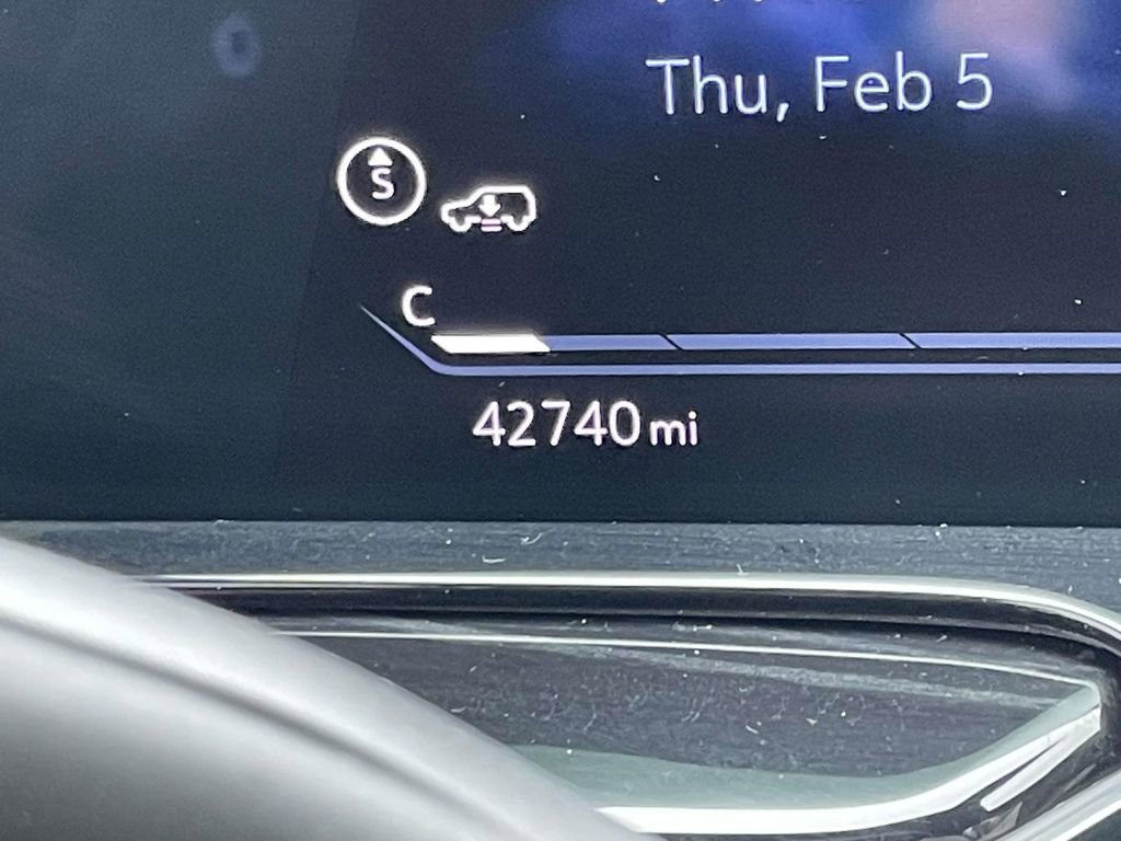 Certified 2023 Cadillac Escalade V image 29