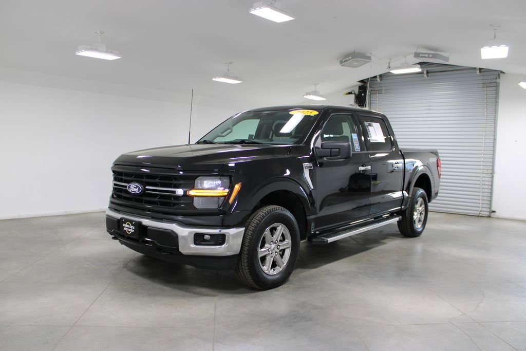 Used 2025 Ford F150 XLT w/ Equipment Group 301A Standard image 4