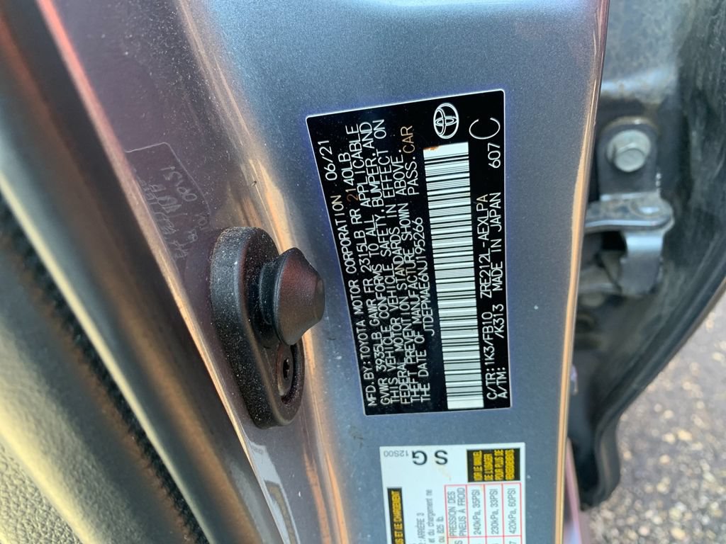 Used 2022 Toyota Corolla LE FWD image 7