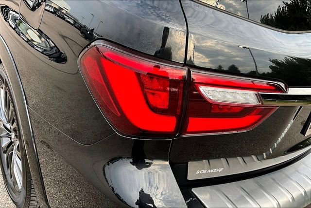 Used 2021 INFINITI QX80 Premium Select w/ Cargo Package image 31