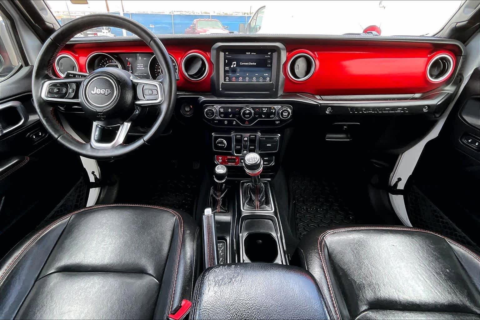 Used 2020 Jeep Wrangler Unlimited Rubicon w/ LED Lighting Group AWD/4WD image 14