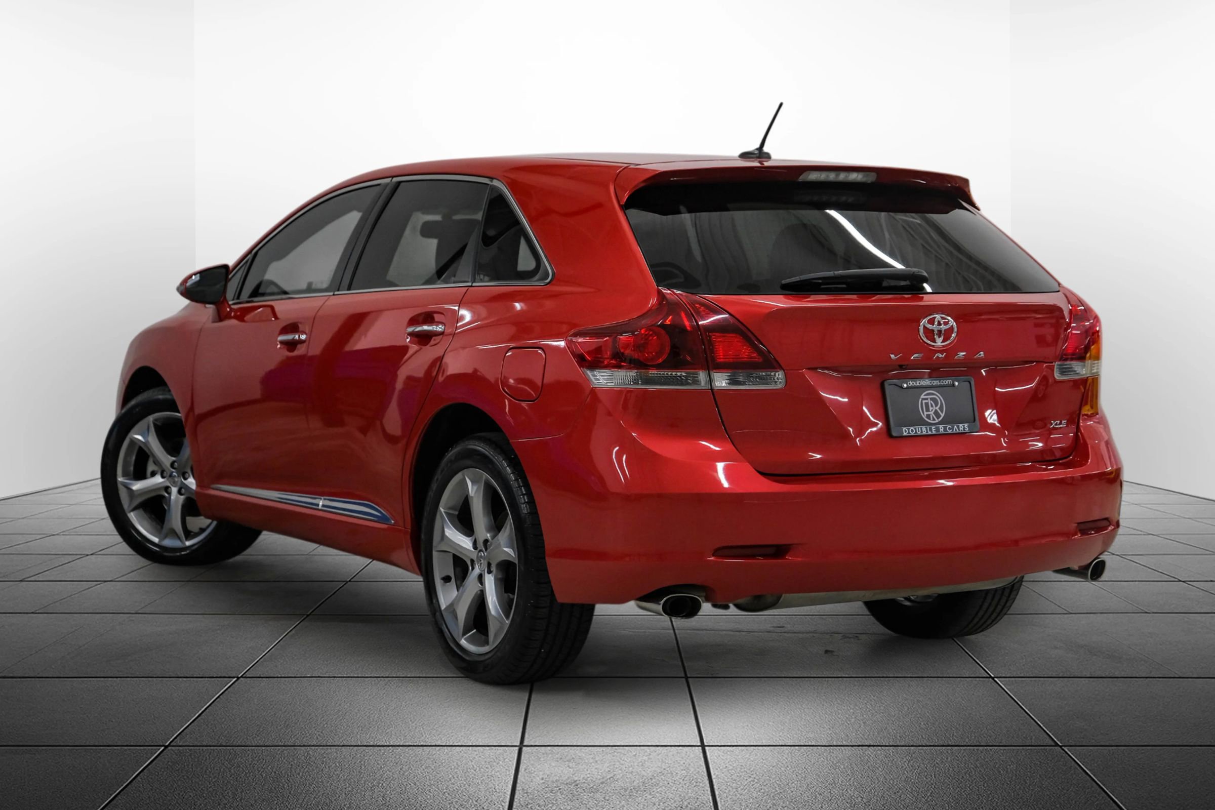Used 2013 Toyota Venza XLE image 10