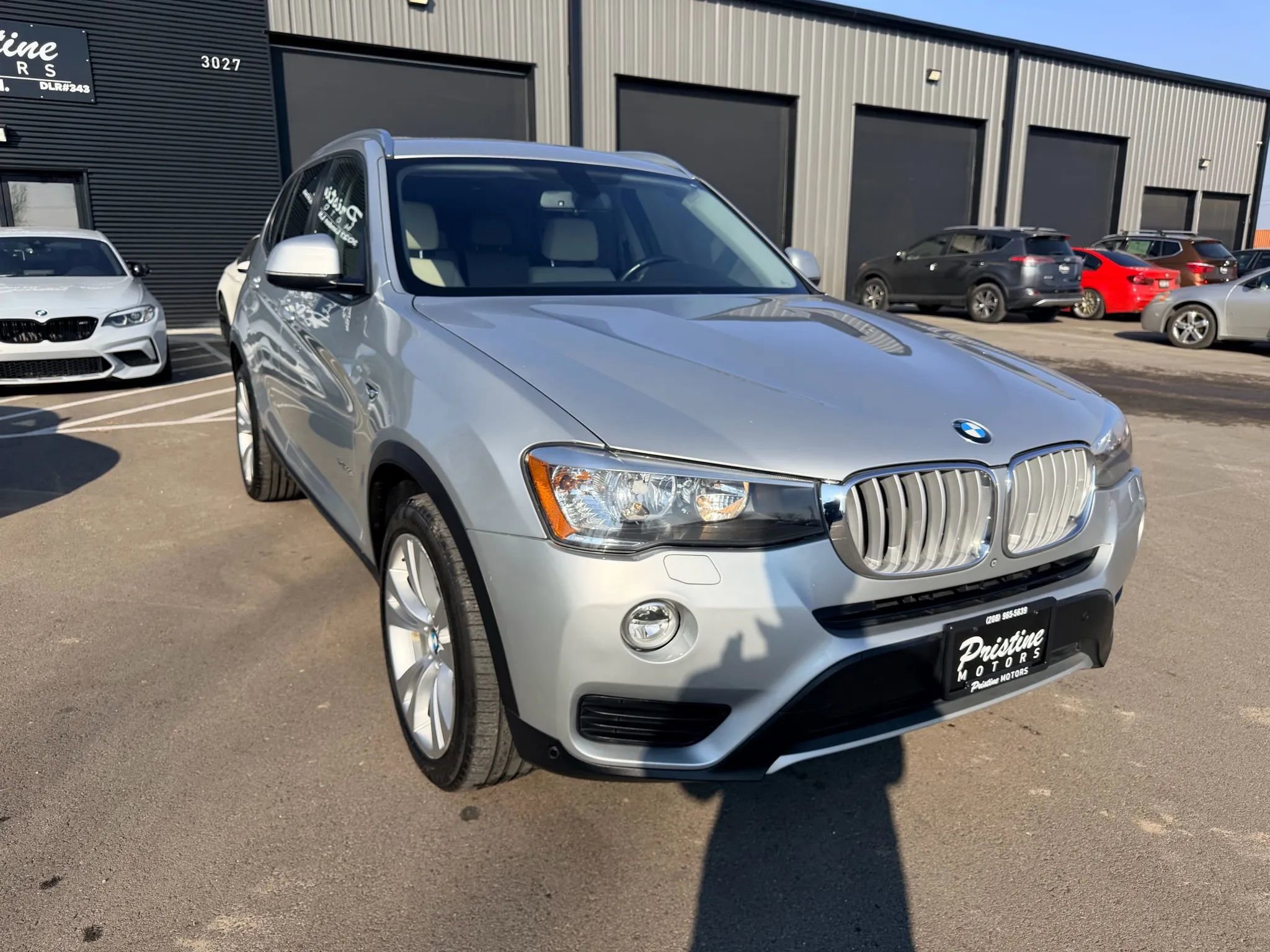 Used 2015 BMW X3 xDrive28i image 3