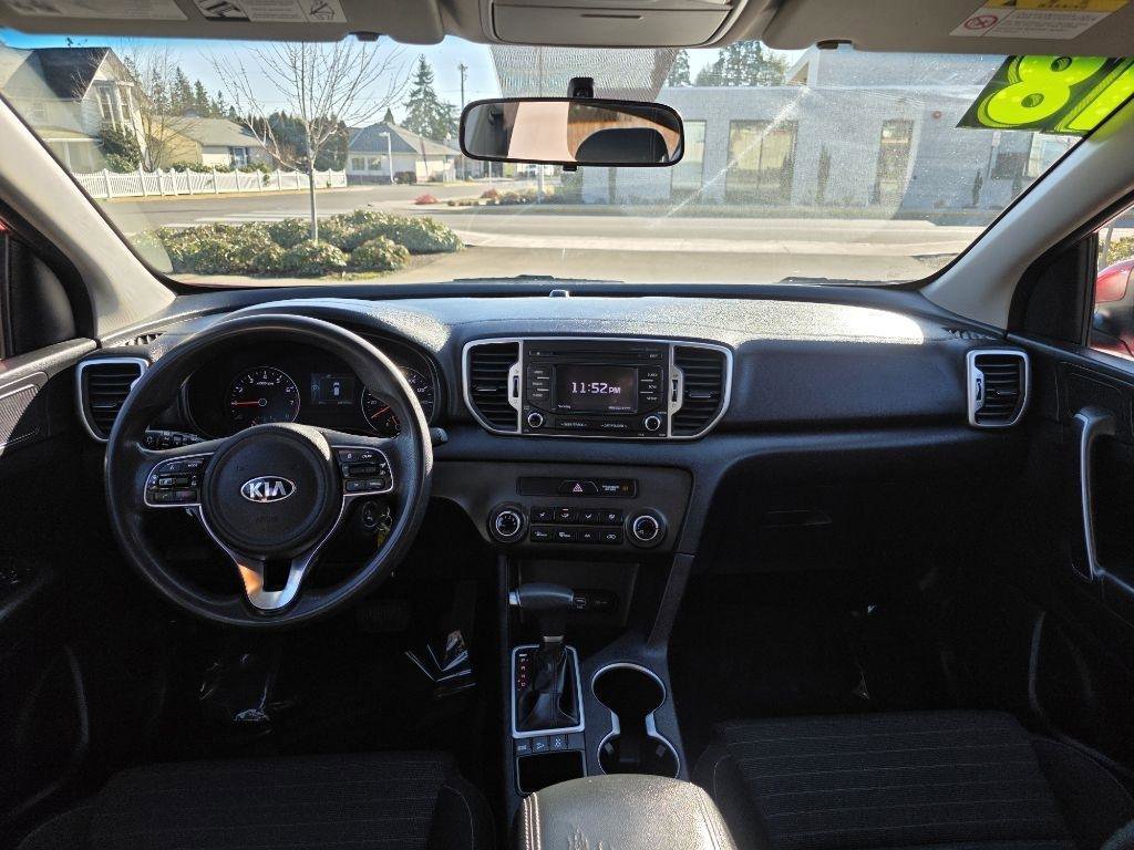 Used 2018 Kia Sportage LX AWD/4WD image 10