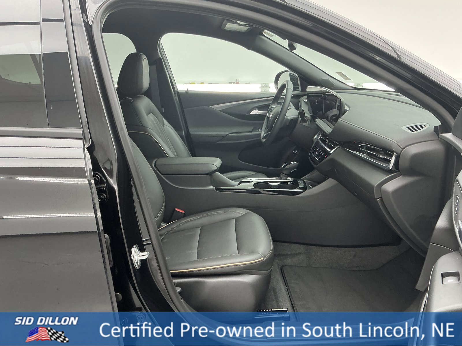 Used 2025 Buick Envista Avenir image 24