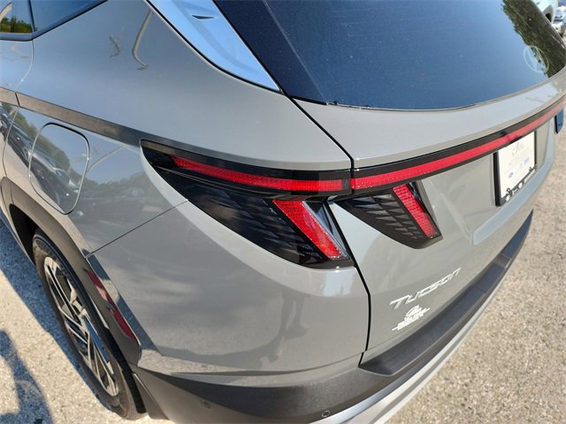 New 2025 Hyundai Tucson Limited image 7