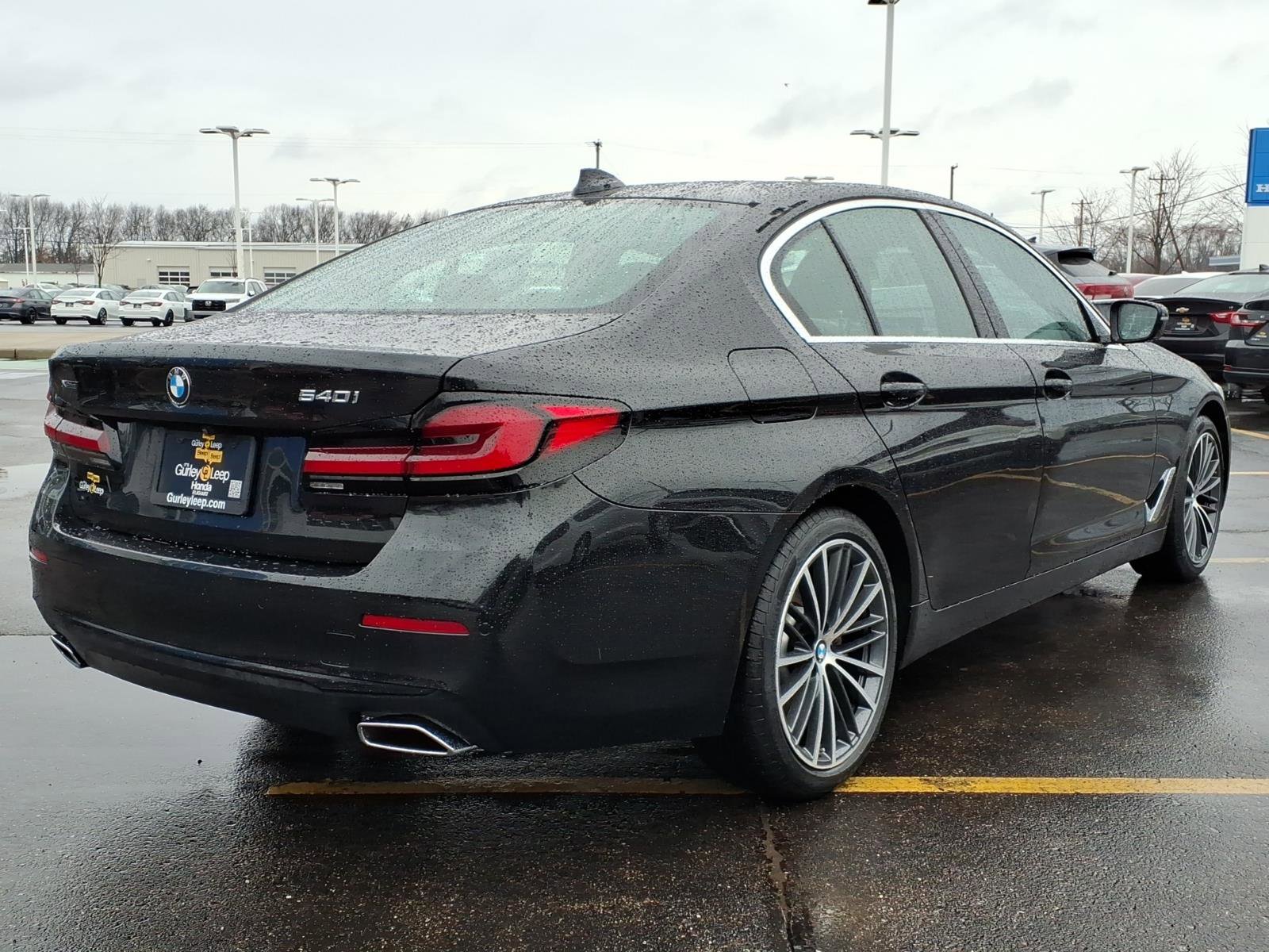 Used 2023 BMW 540i xDrive w/ Premium Package image 12
