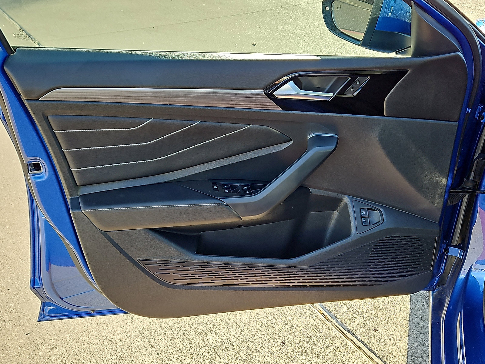 Certified 2024 Volkswagen Jetta SEL image 14