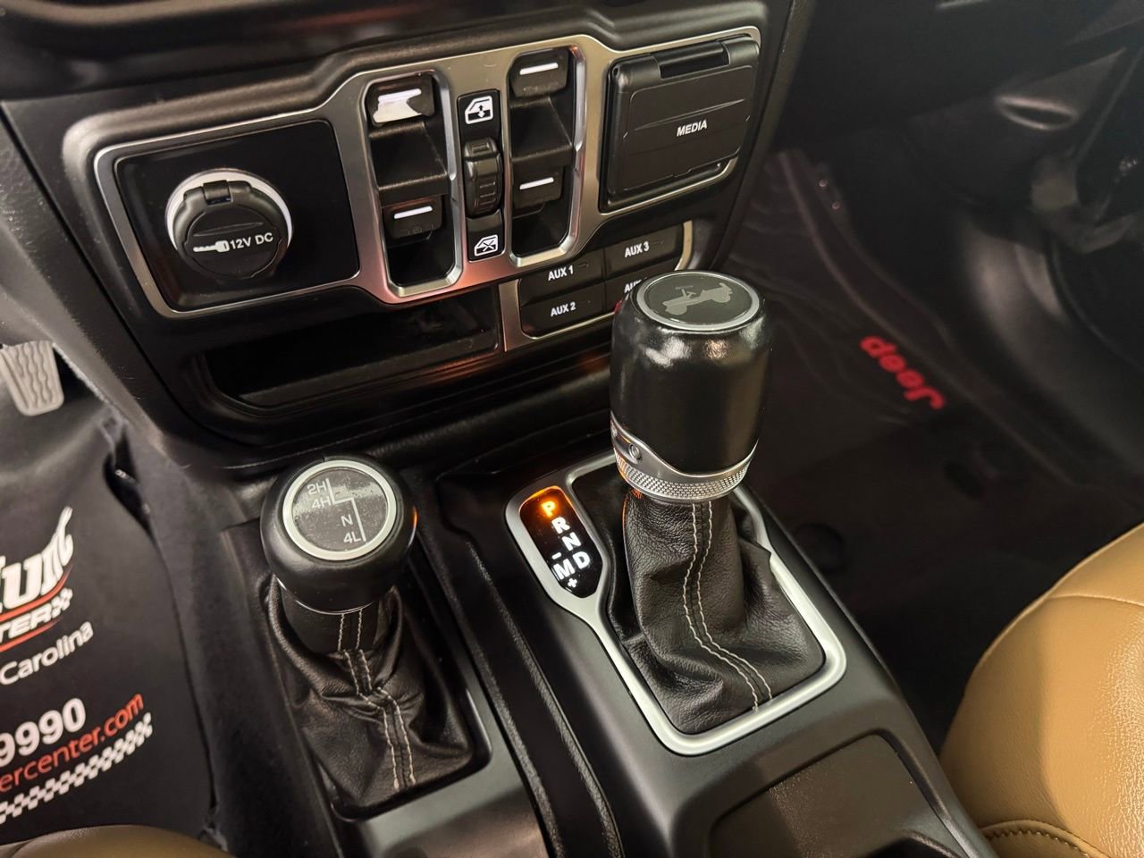 Used 2020 Jeep Wrangler Unlimited Sahara image 19