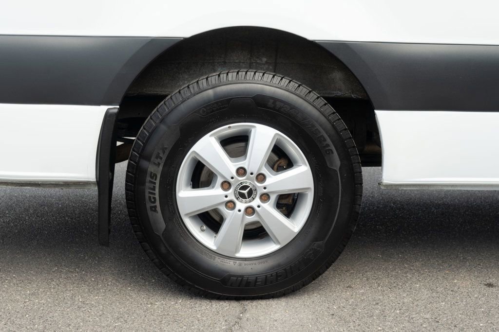 Used 2020 Mercedes-Benz Sprinter 2500 image 31