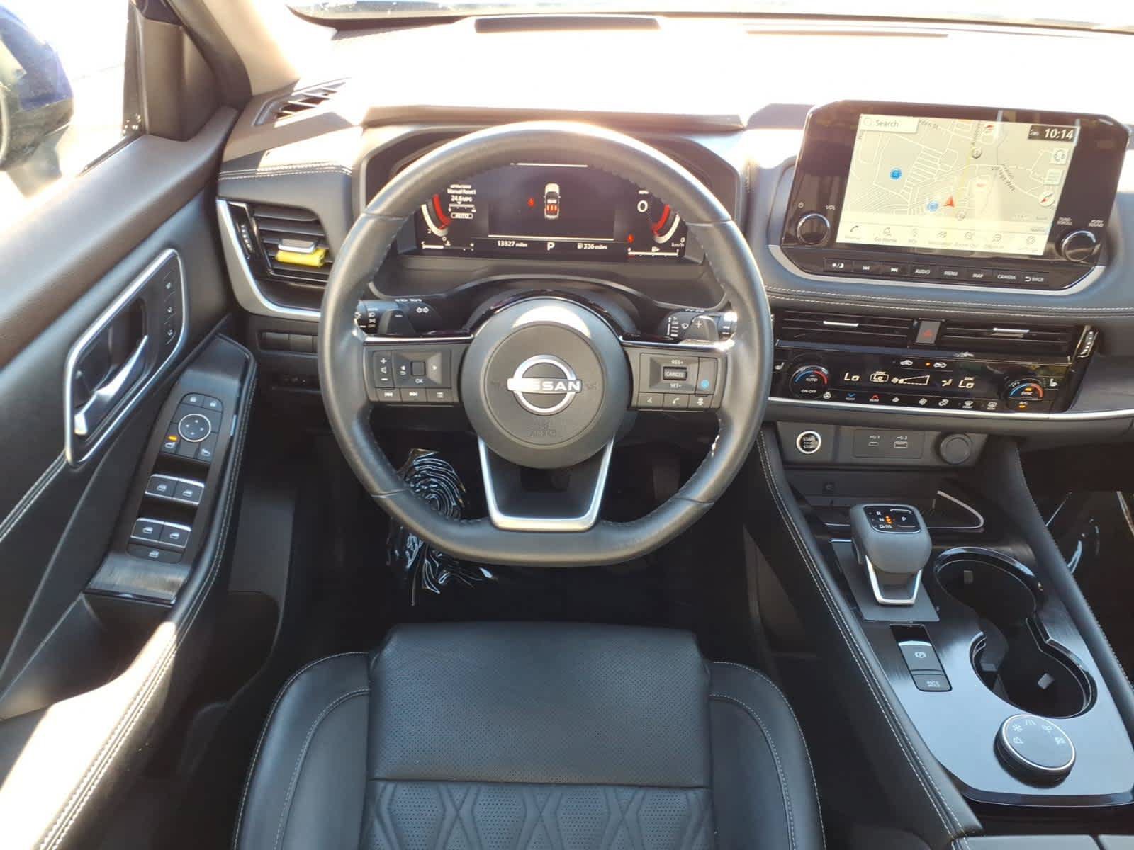 Used 2023 Nissan Rogue Platinum w/ Platinum Premium Package AWD/4WD image 14