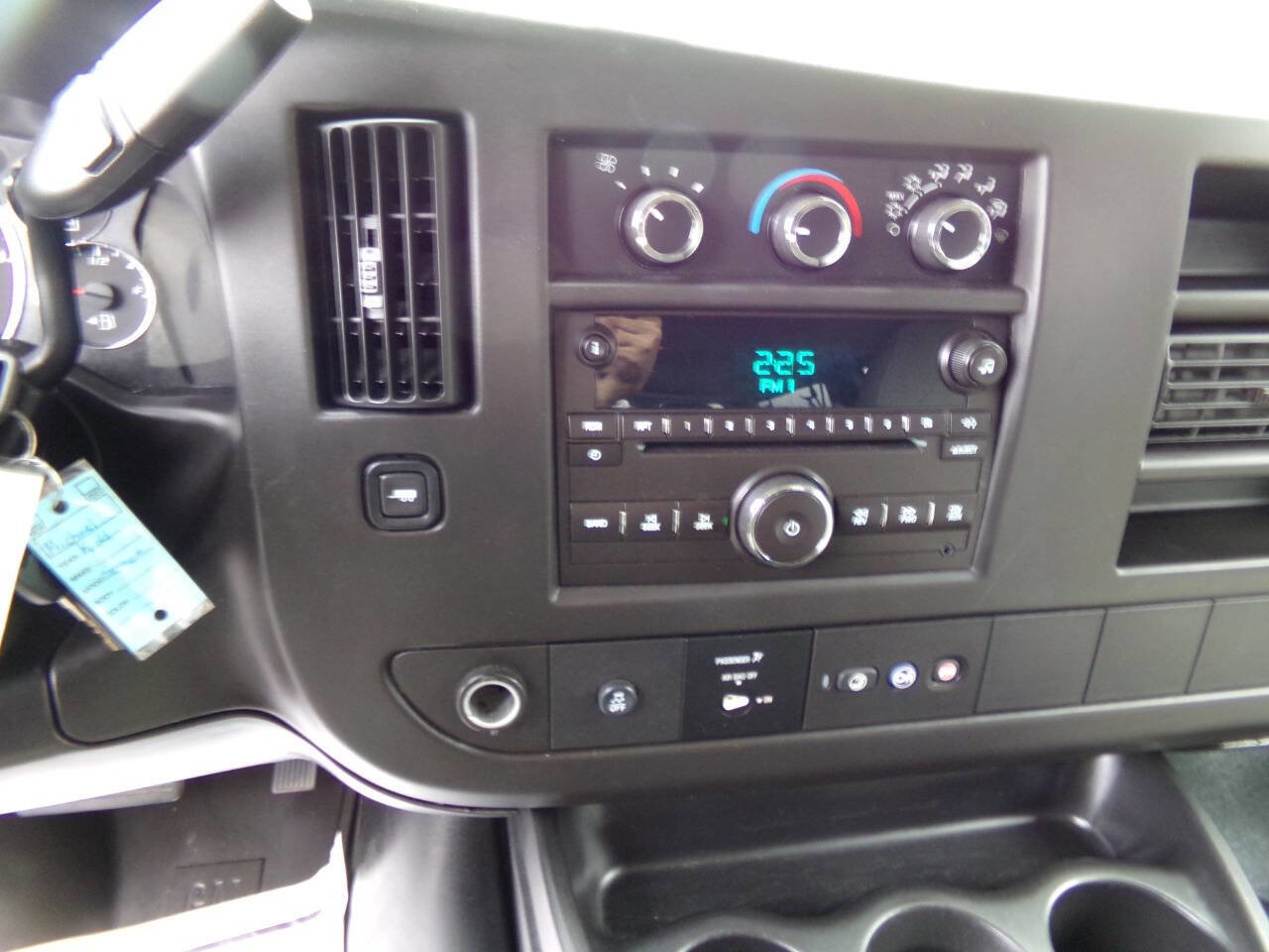Used 2013 Chevrolet Express 3500 LT w/ LT Preferred Equipment Group RWD image 9