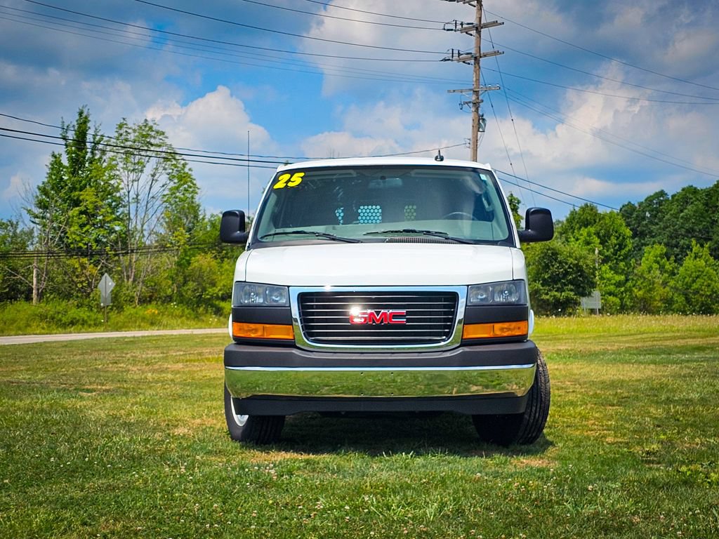 Used 2025 GMC Savana 2500 w/ Driver Convenience Package RWD image 8