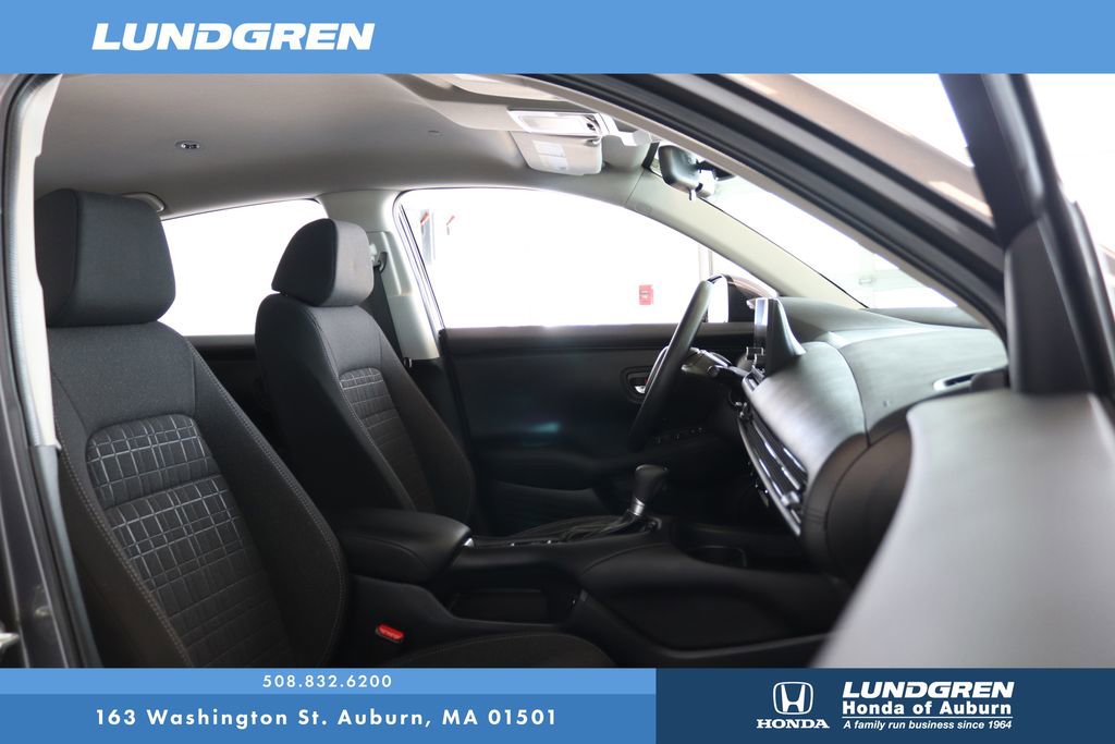 Used 2025 Honda HR-V LX image 16
