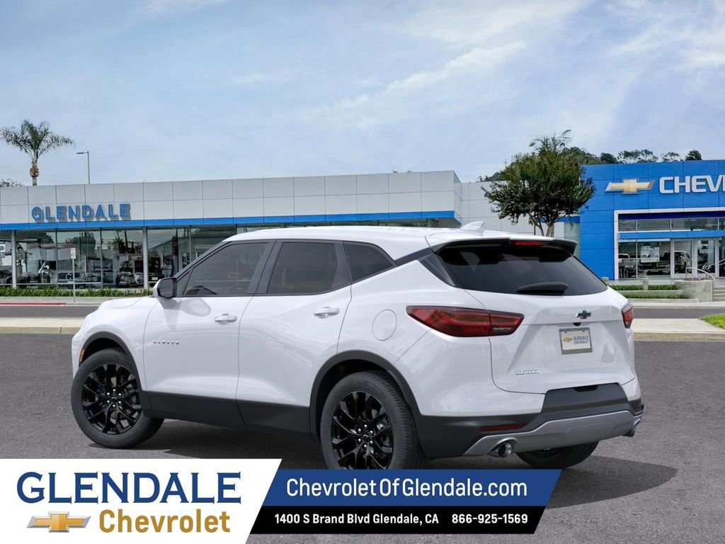 New 2026 Chevrolet Blazer LT w/ LPO, Floor Liner Package FWD image 3