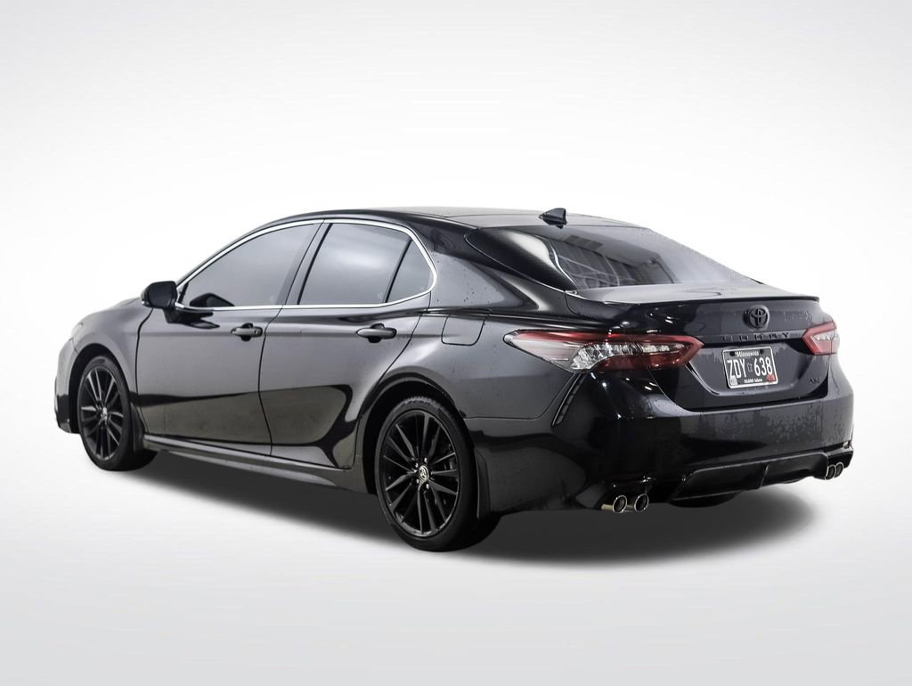Used 2023 Toyota Camry XSE FWD image 3