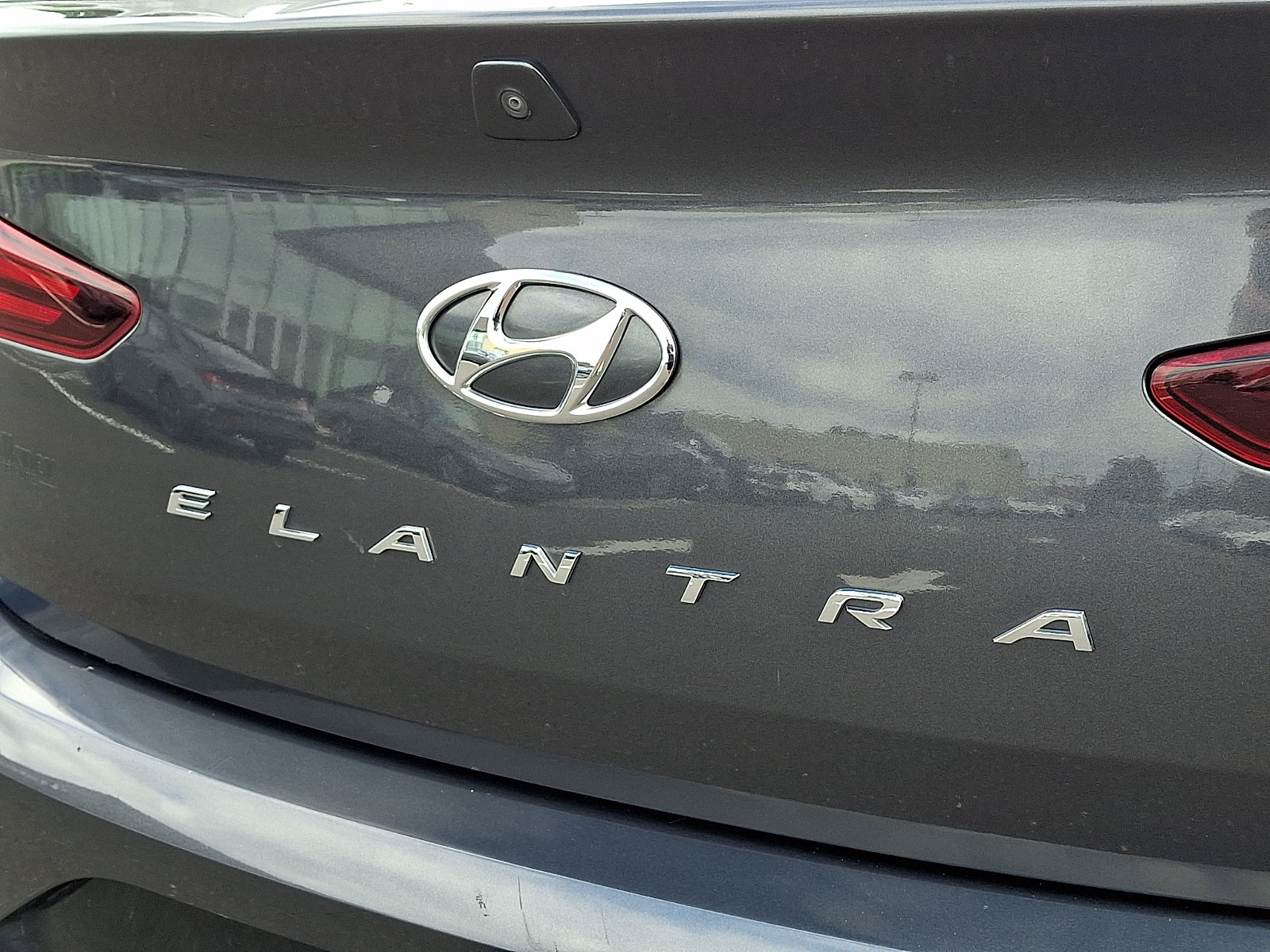 Used 2020 Hyundai Elantra Value Edition FWD image 30