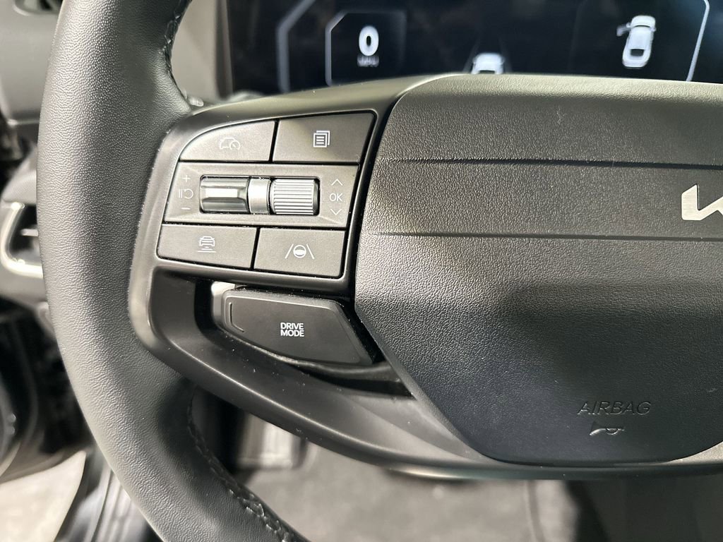 Used 2025 Kia K4 EX image 29