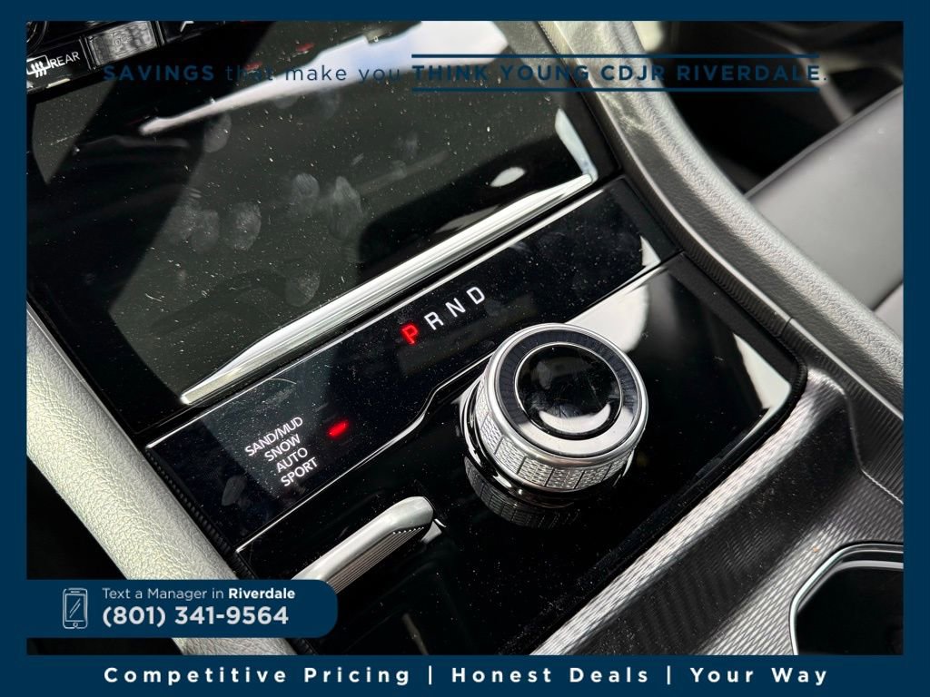 New 2025 Jeep Grand Cherokee L Limited w/ Trailer Tow Package image 4