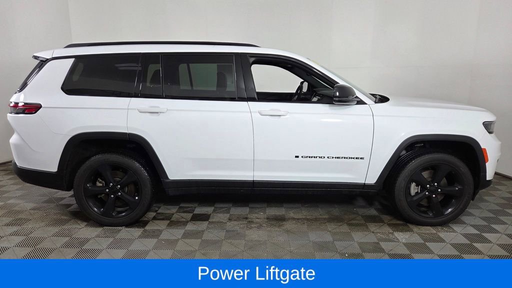 Used 2023 Jeep Grand Cherokee L Laredo image 9