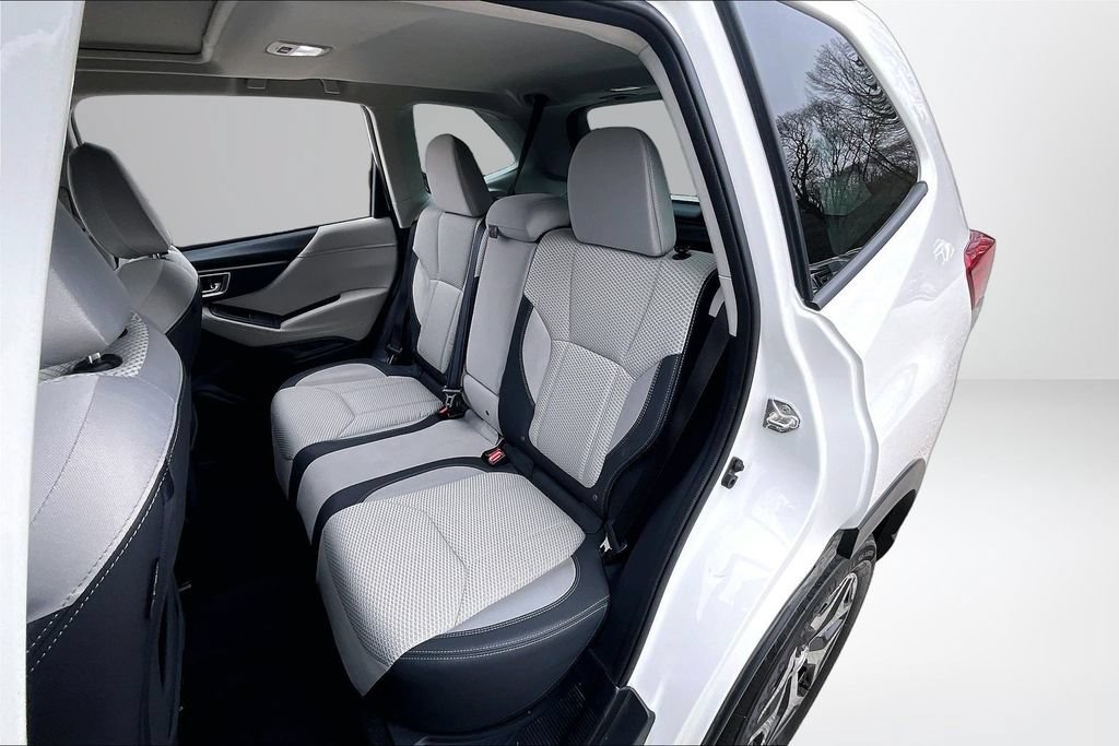 Used 2023 Subaru Forester Premium AWD/4WD image 22