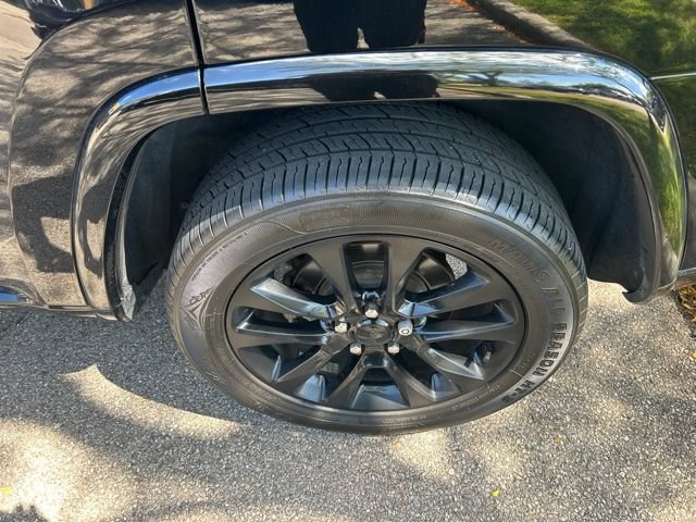 Used 2021 Jeep Grand Cherokee Laredo X AWD/4WD image 12
