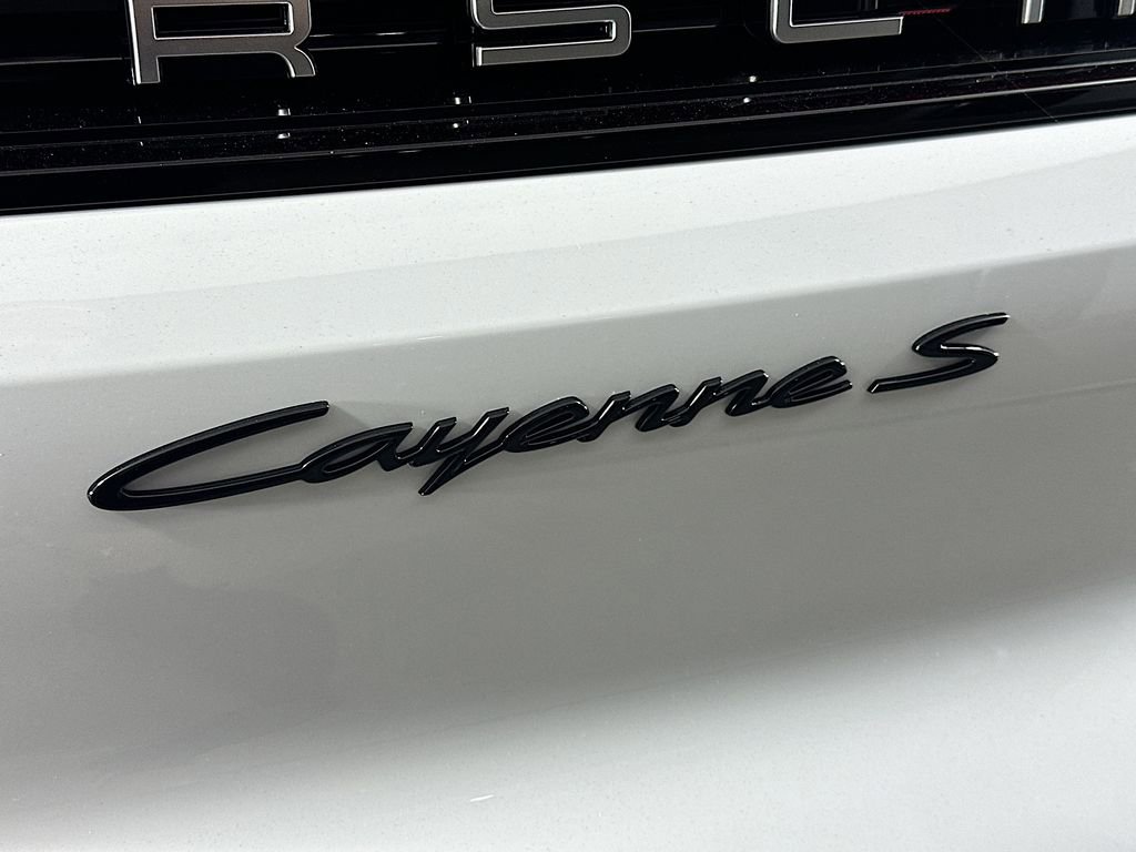 New 2025 Porsche Cayenne S AWD/4WD image 34