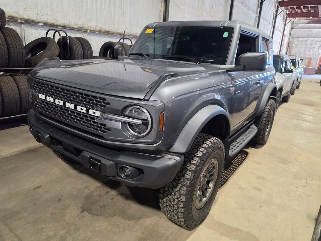 Used 2025 Ford Bronco Badlands AWD/4WD image 1