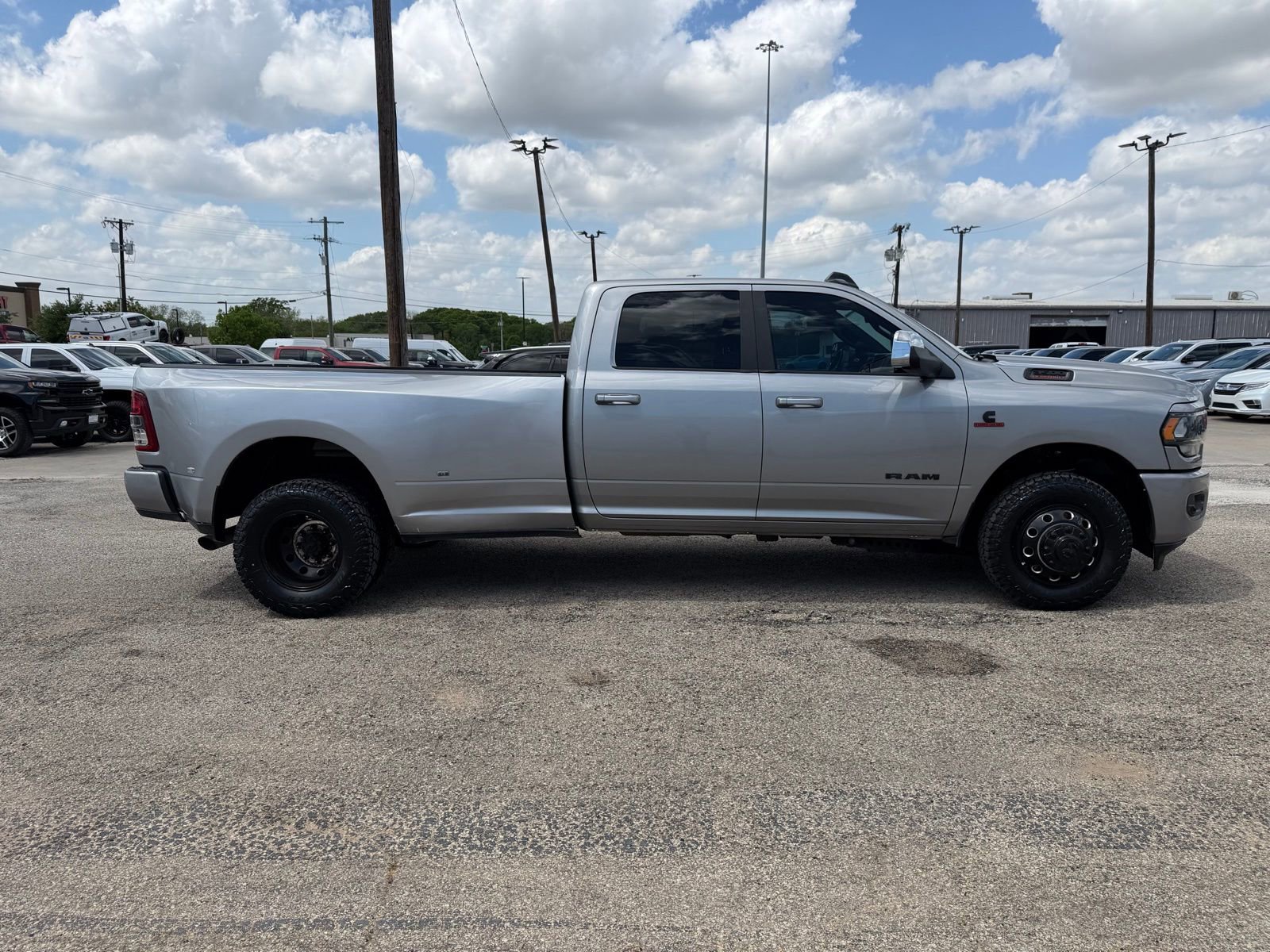 Used 2021 RAM 3500 Big Horn w/ Night Edition image 8