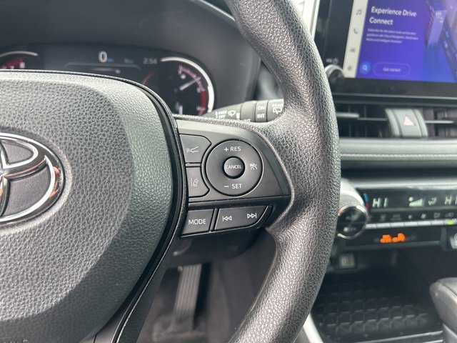 Used 2024 Toyota RAV4 XLE image 20