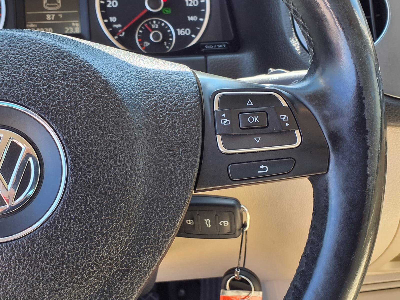 Used 2012 Volkswagen Tiguan S FWD image 7