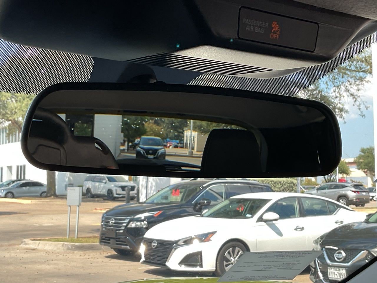 New 2026 Nissan Kicks SR FWD image 27