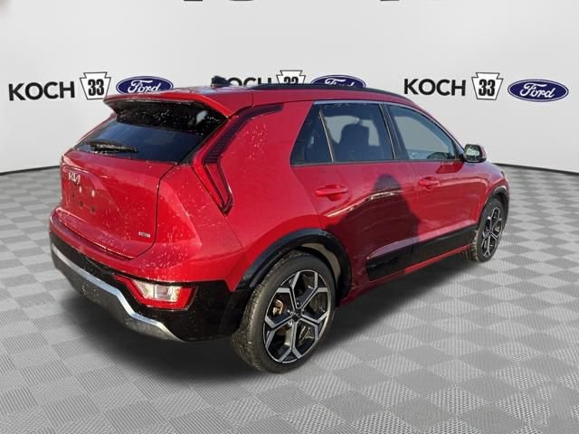 Used 2023 Kia Niro EX Touring image 7