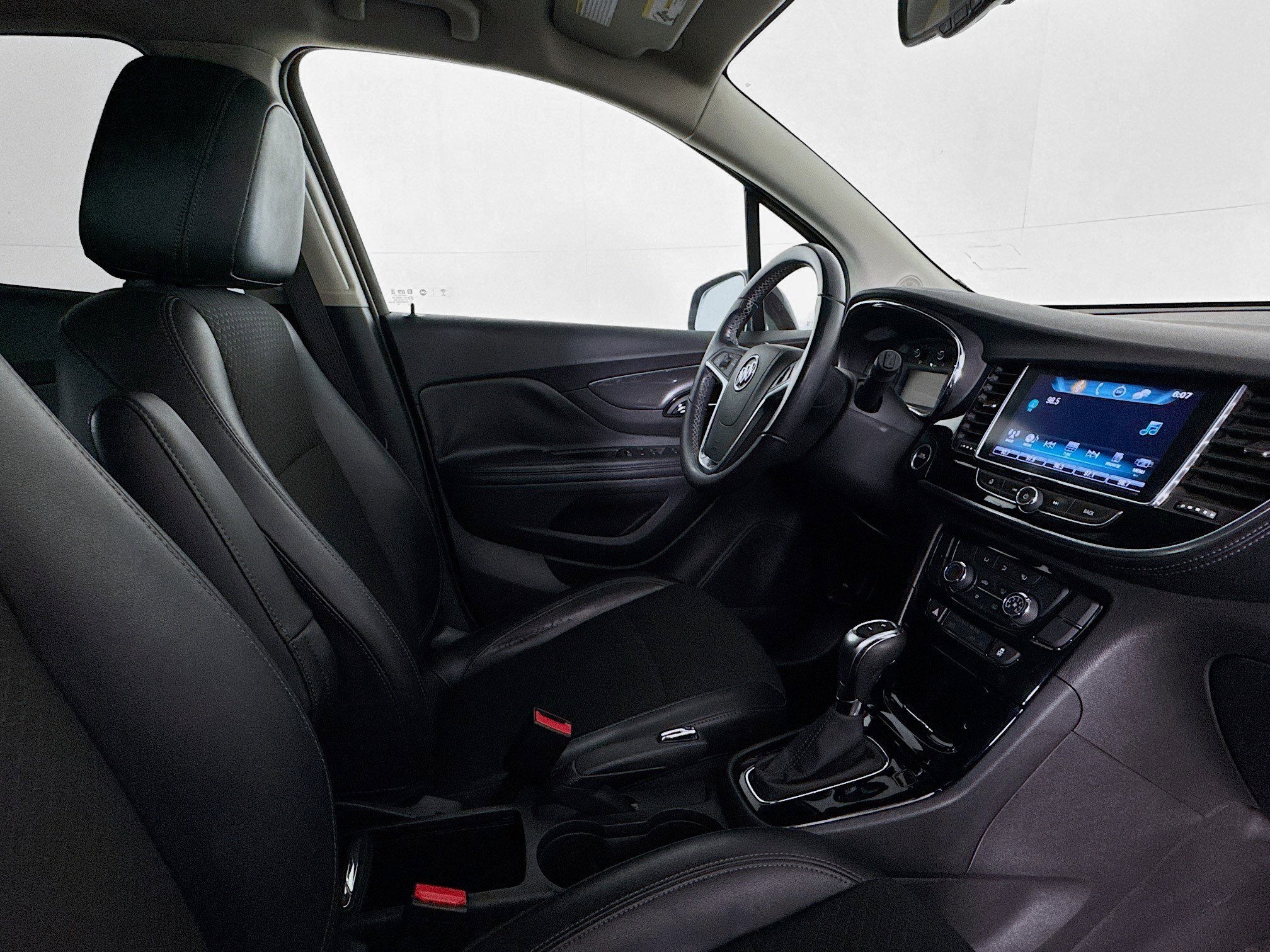 Used 2018 Buick Encore Preferred FWD image 28