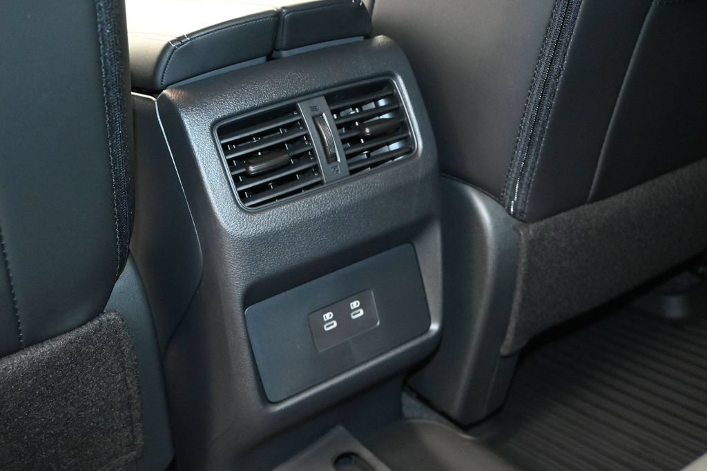 New 2026 Nissan Rogue Dark Armor AWD/4WD image 15